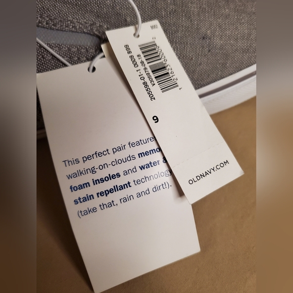 NEW Old Navy Canvas Slip On Shoes Size 10.5 - Picture 3 of 3